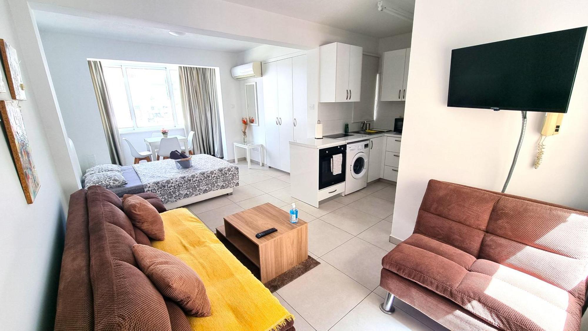 Apartment Stylish - 2 Minutes From Kastella