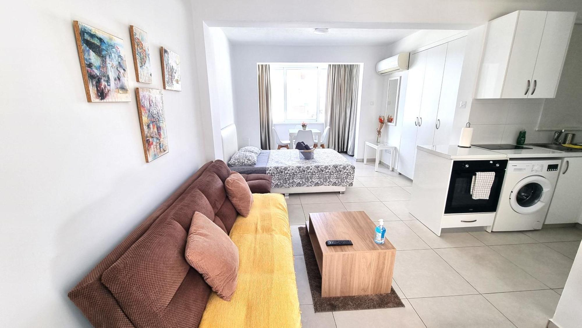 Apartment Stylish - 2 Minutes From Kastella