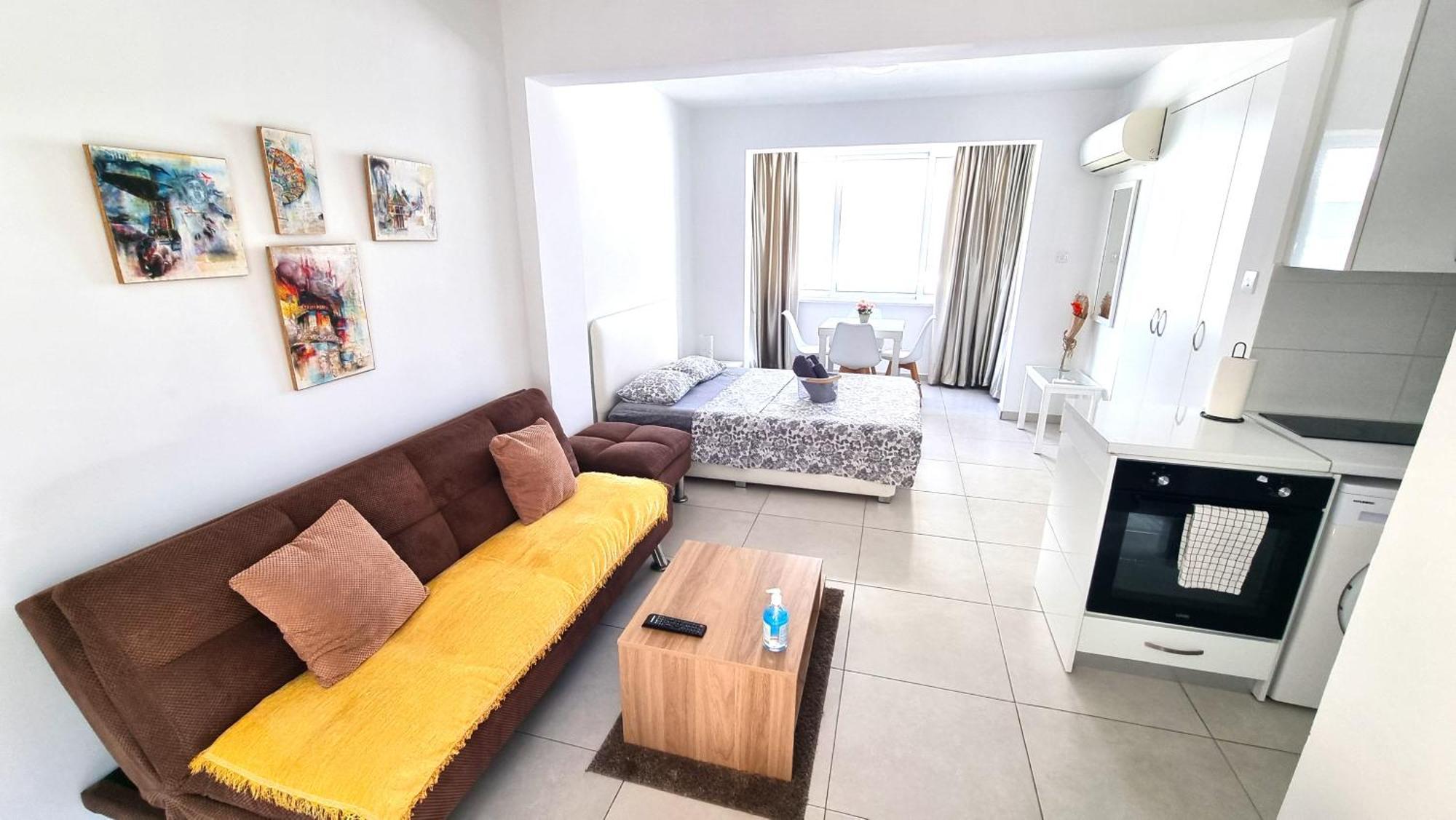 Apartment Stylish - 2 Minutes From Kastella Larnaca